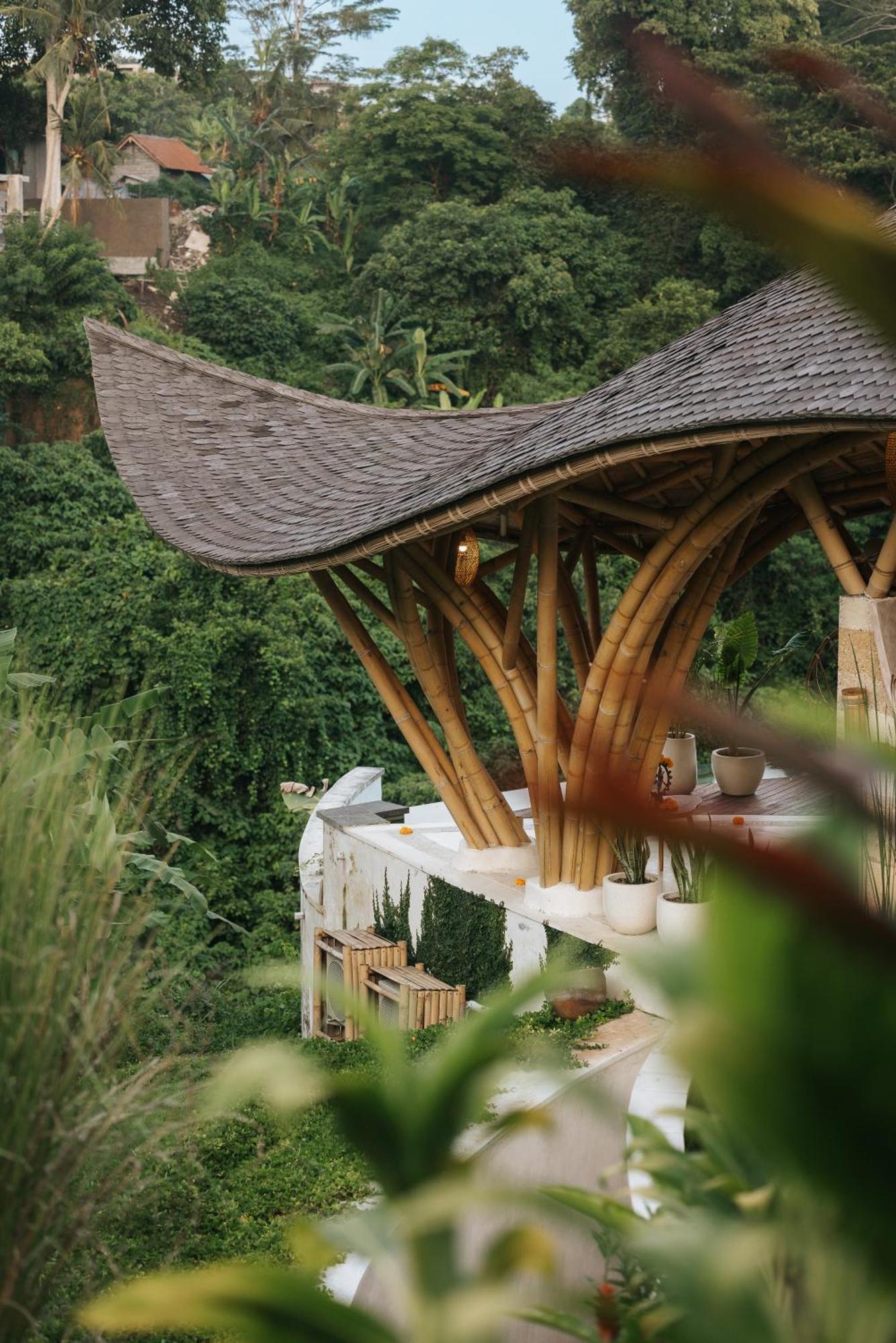 Готель Solana Wellness Retreat Убуд Екстер'єр фото